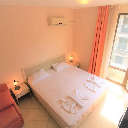 Menada Royal Sun Сонячний Берег