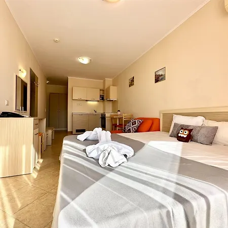 Menada Royal Sun Апартаменти