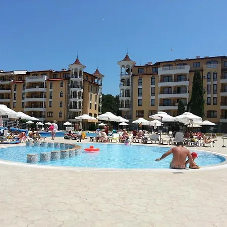 Апартаменти Menada Royal Sun *