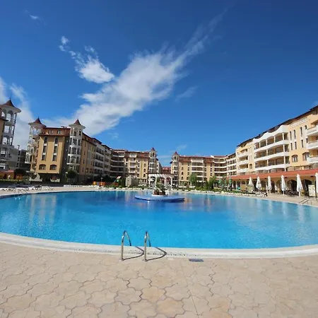 Menada Royal Sun Апартаменти