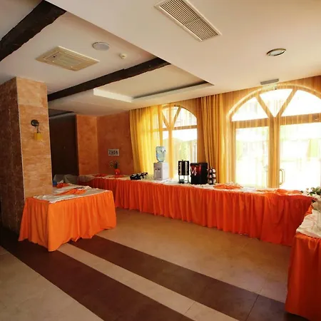 Menada Royal Sun Апартаменти