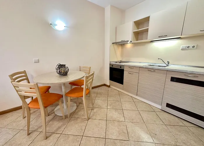 Menada Royal Sun * Σάνι Μπιτς