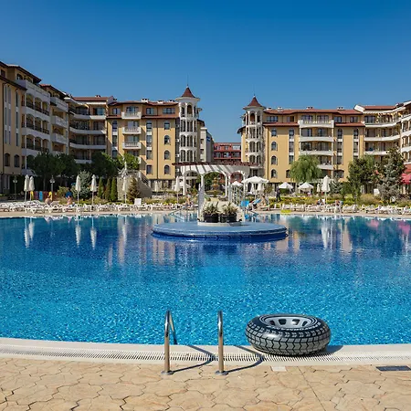 아파트 Menada Royal Sun *