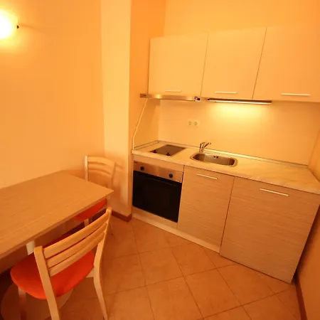 Menada Royal Sun Apartament *