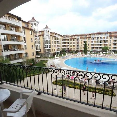 Menada Royal Sun Apartament *